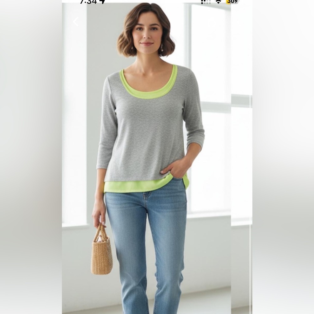 American Eagle Outfitters Light Gray and Lime Blouse Y2K vibes A8